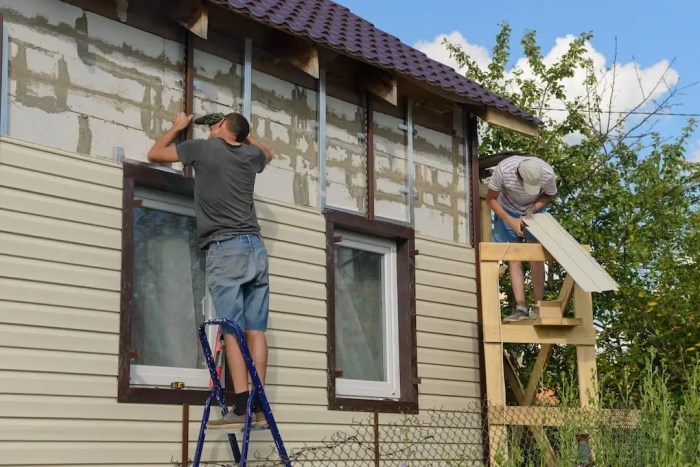 Vinyl Siding Installation: Key Steps to Achieve Success